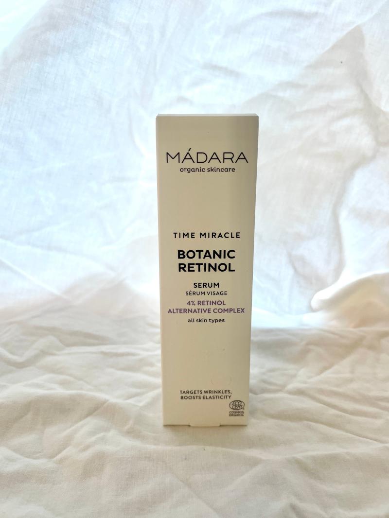 Madara Botanic Retinol Serum - Fugt og Elasticitet Tilbud