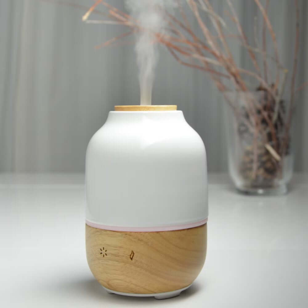 Aroma Diffuser Til æteriske Olier 50 M?  Lydløs Drift  Fsc Træ  Keramik  Led Lys   Hedenhus Purisia   Automatisk Stop  Kold Diffusion